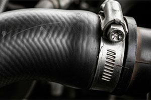 Kühlwasserschläuche im Vergleich